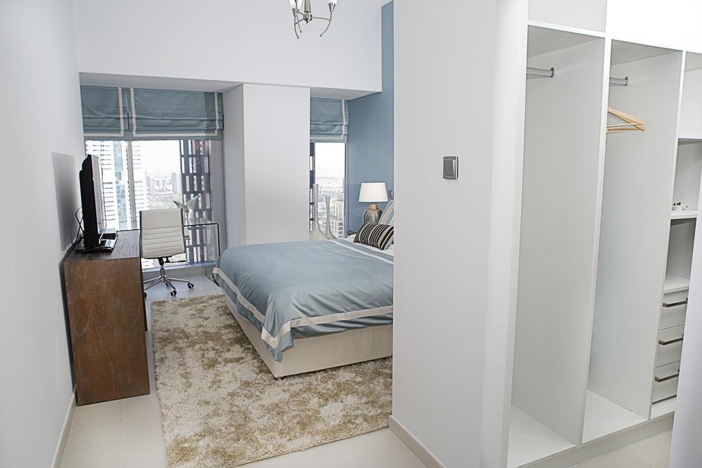 Hometown Holiday Homes - Cayan Tower Apartment