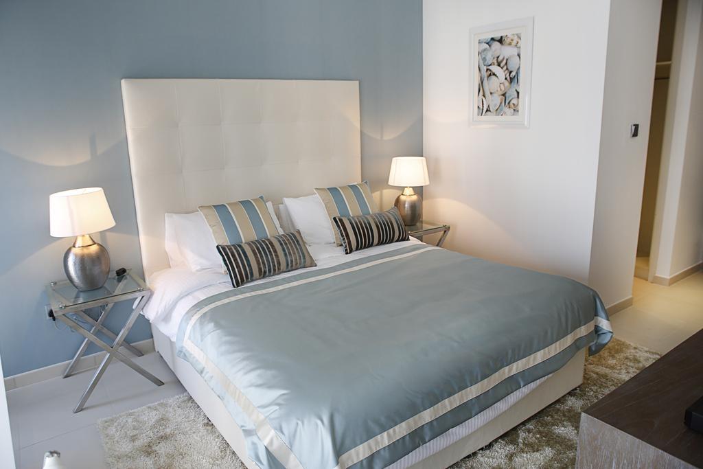 Apartment Hometown Holiday Homes - Cayan Tower *