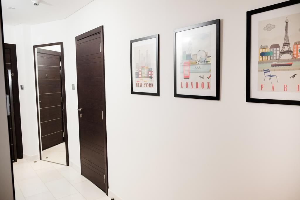 Apartment Hometown Holiday Homes - Cayan Tower