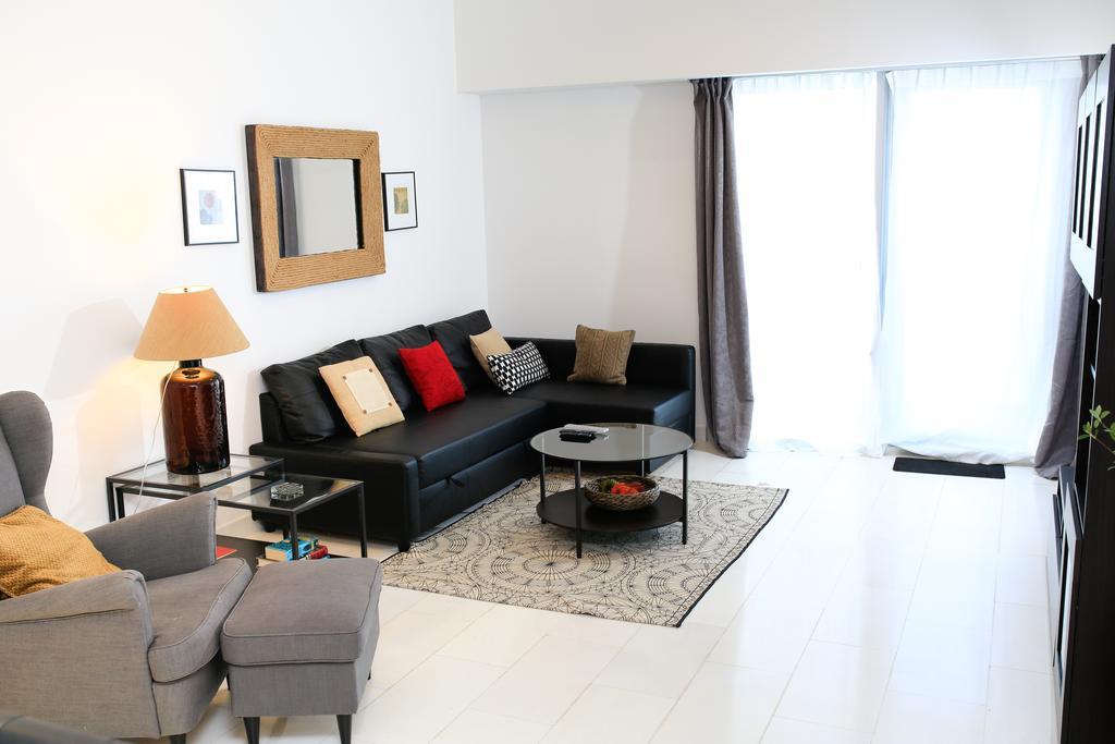 Hometown Holiday Homes - Cayan Tower